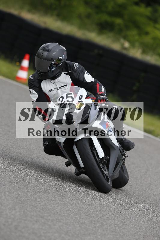 /Archiv-2024/26 31.05.2024 TZ Motorsport Training ADR/Gruppe gelb/25